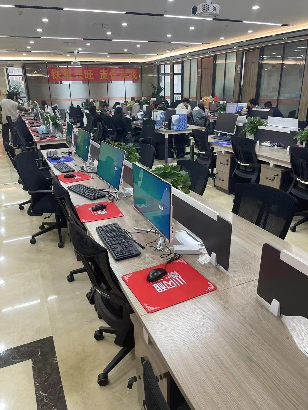中小企业办公电脑免押金租赁服务案例